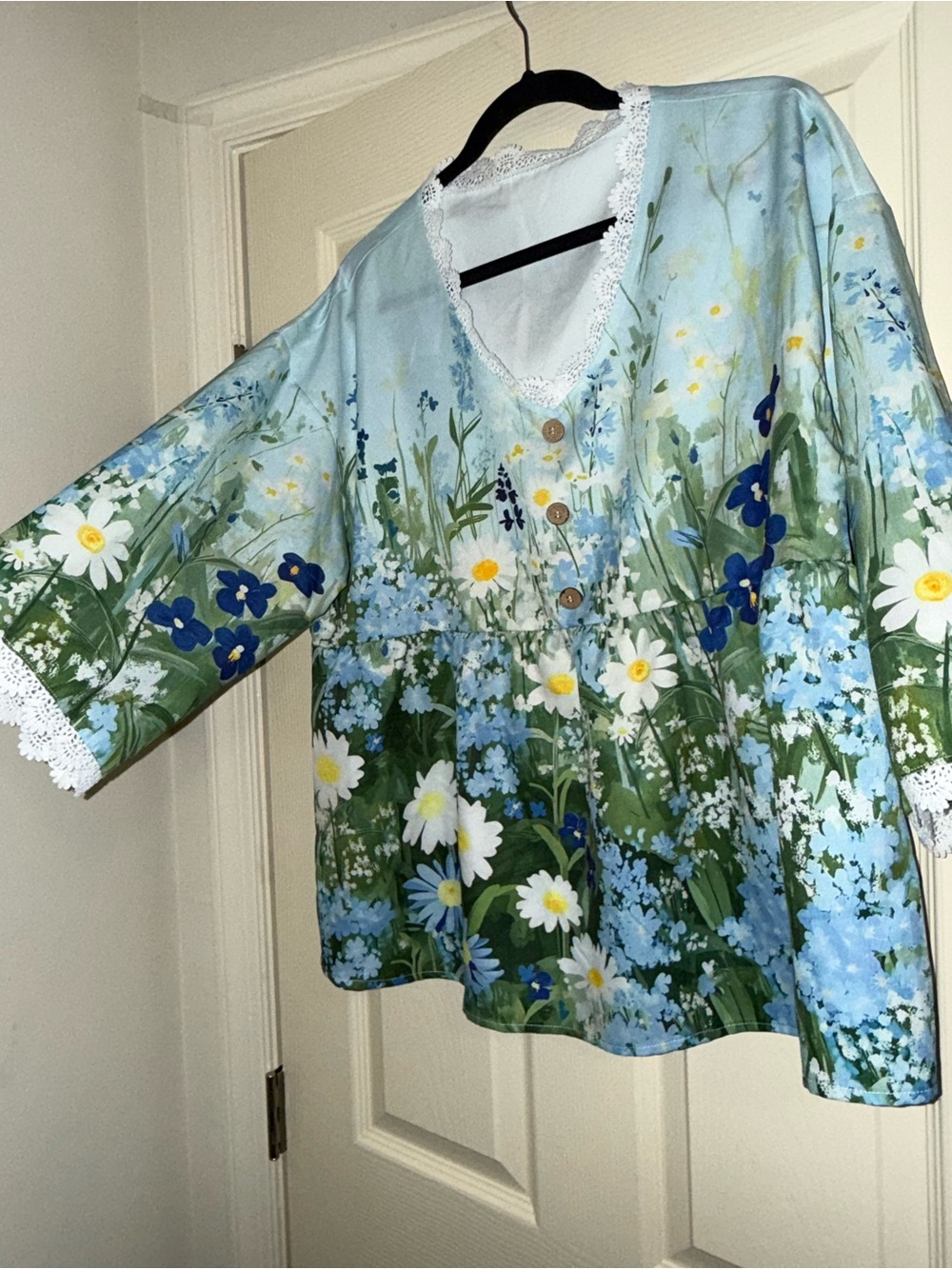 Size L Cottage Blouse - Picture 3 of 6